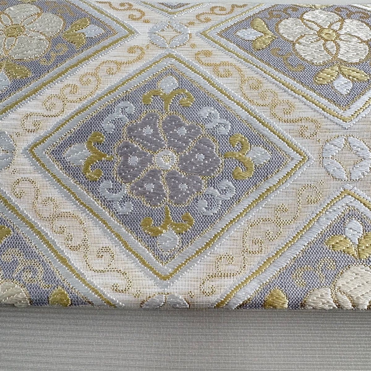 袋帯 名品 夏帯 絽 花唐草 菱 唐織 箔 クリーム 六通 正絹