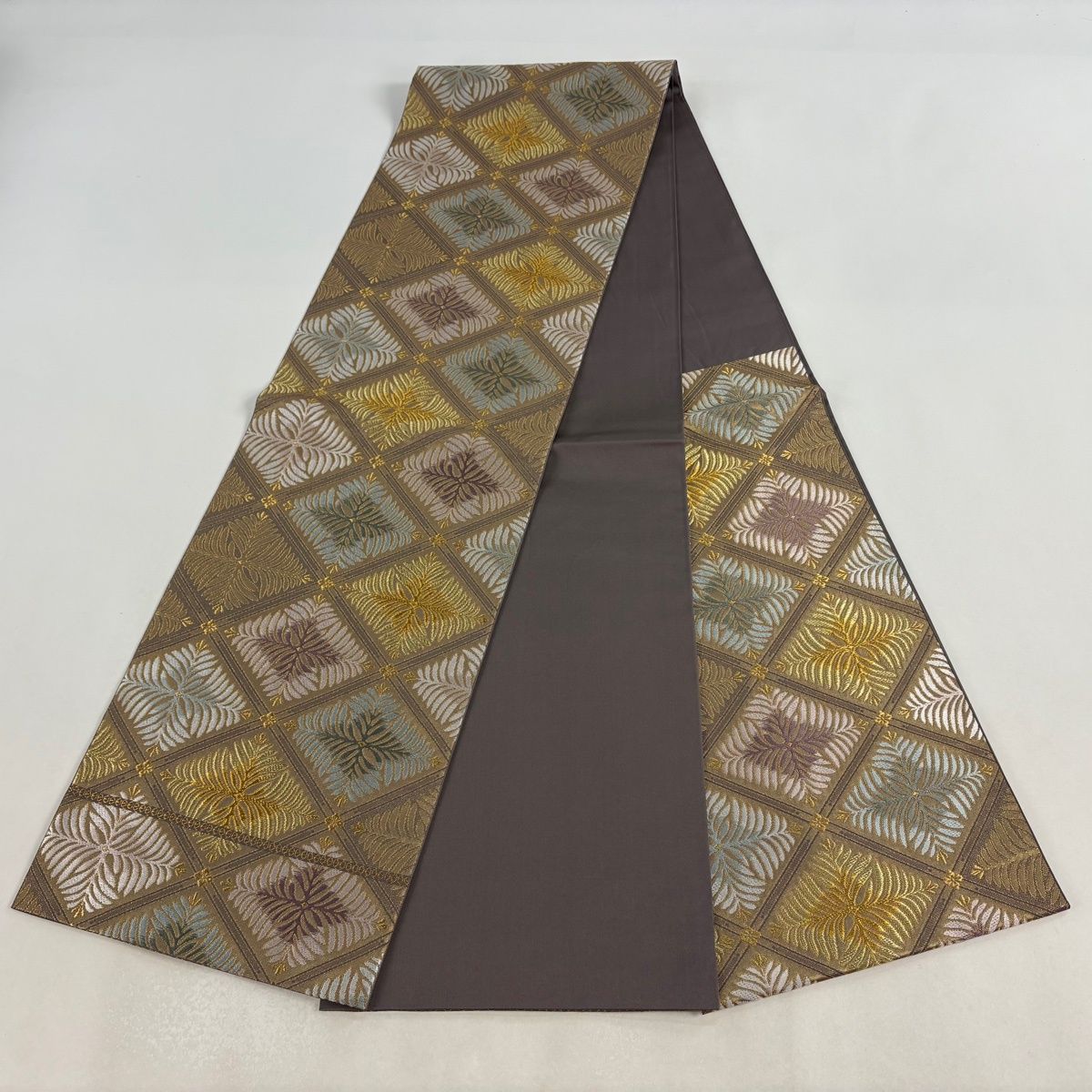  袋帯 北出与三郎 落款 本袋 宮殿連翠松菱文 金糸 箔 金色 六通 正絹 袋帯 帯