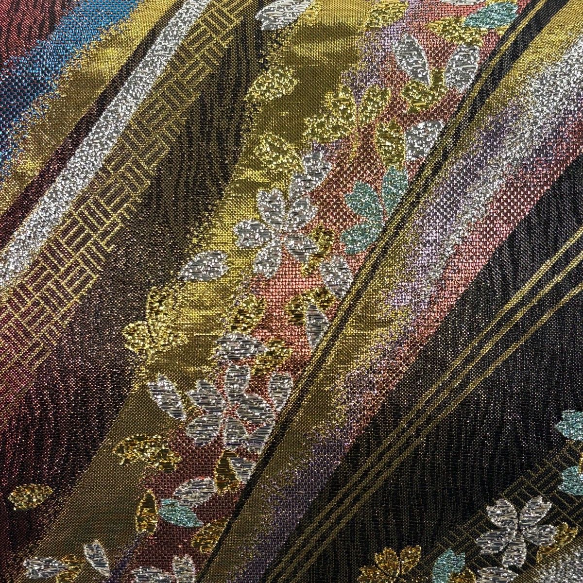 袋帯 秀品 振袖向き 桜 網代文 箔 黒 六通 正絹