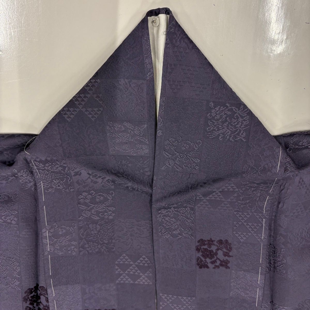  小紋 身丈166.5 cm 裄丈69.5 L 袷 草花 地紋 刺繍 灰紫 正絹 小紋 着物