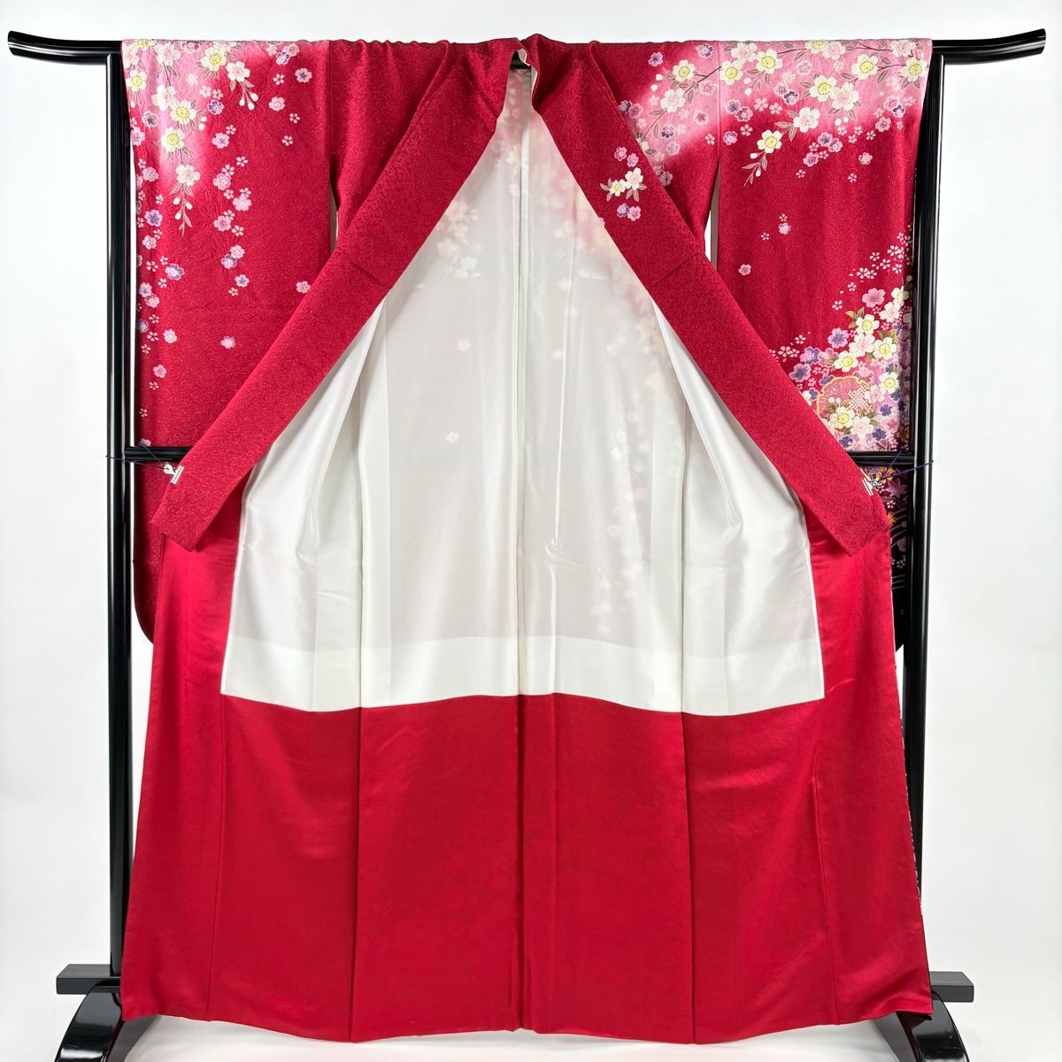  振袖 身丈165 cm 裄丈64.5 M 袷 桜 雪輪 金通し 金彩 赤 正絹 振袖 着物