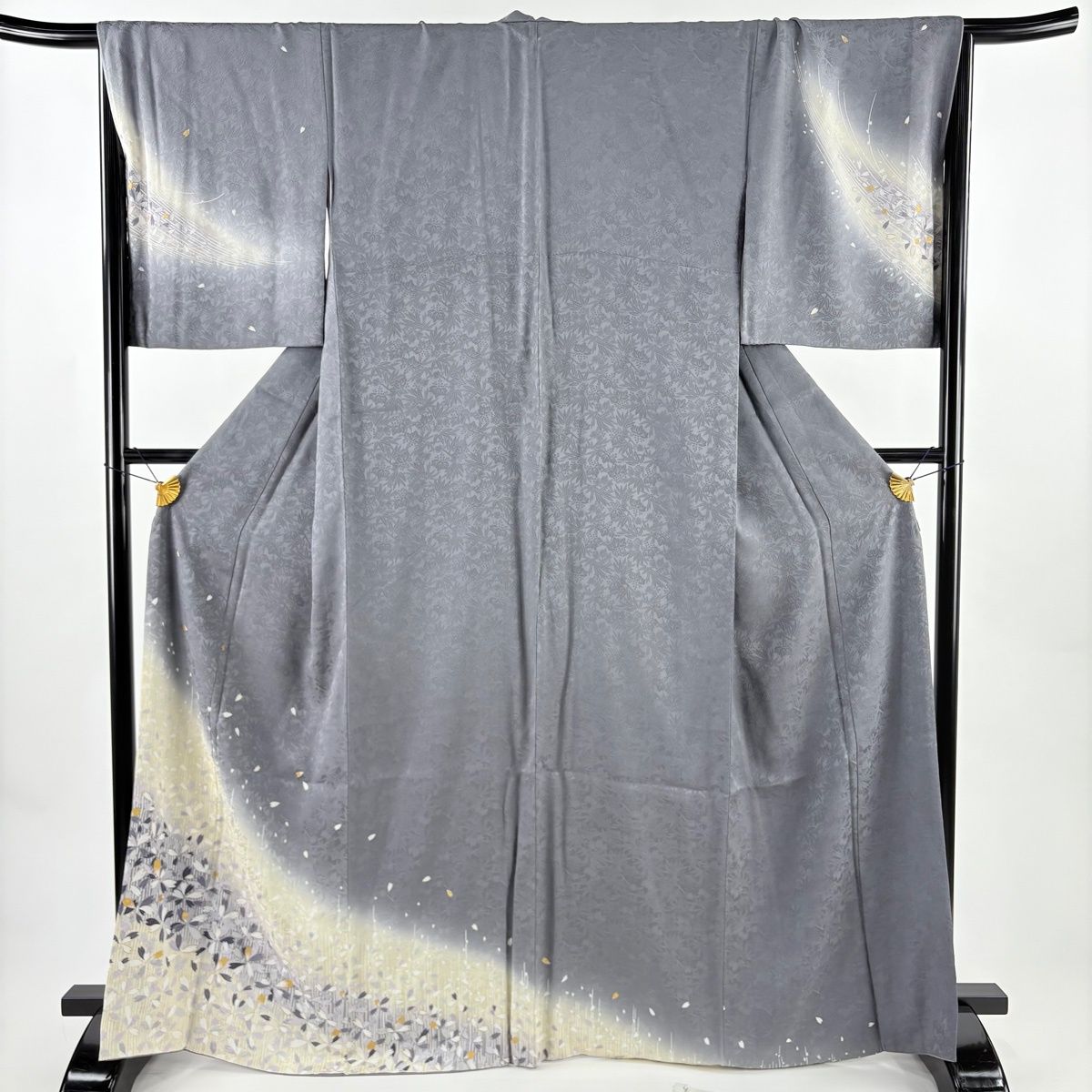 付下げ 身丈166.5 cm 裄丈68 L 袷 花びら 地紋 金銀彩 染め分け 灰色 正絹