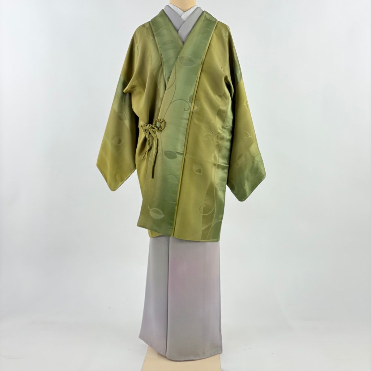 道中着 身丈91 cm 裄丈65 M 和装コート 地紋 ぼかし 鶯色 正絹