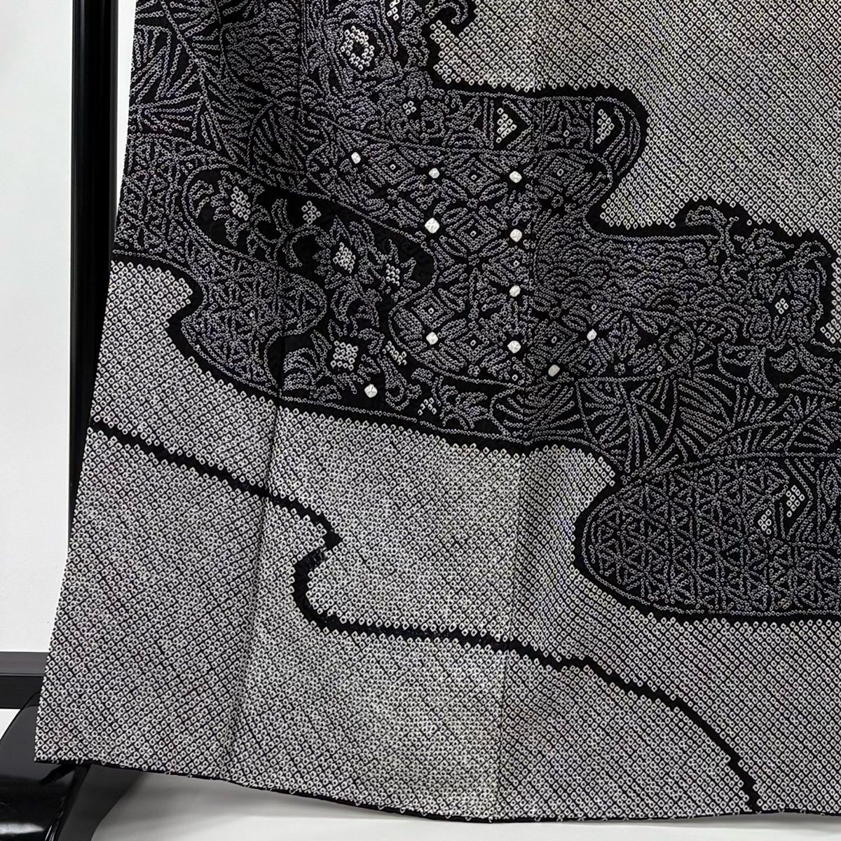 訪問着 身丈166cm 裄丈66.5cm M 袷 草花 霞 総絞り 黒 正絹 名品