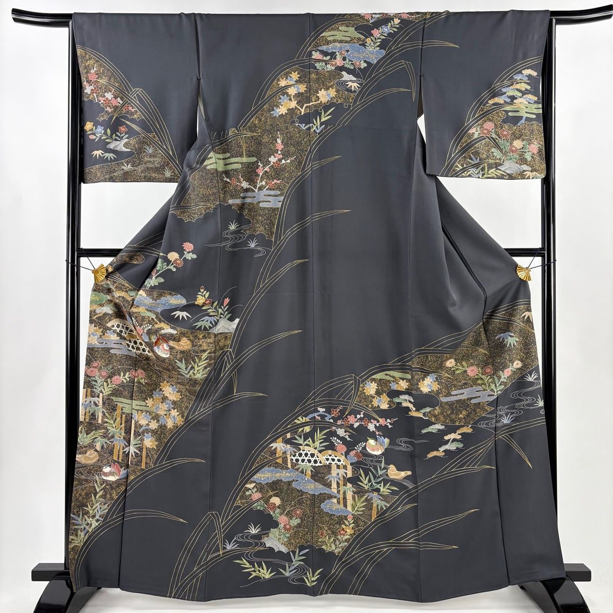 訪問着 身丈164 cm 裄丈66 M 袷 鴛鴦 松竹梅 金彩 刺繍 灰色 正絹