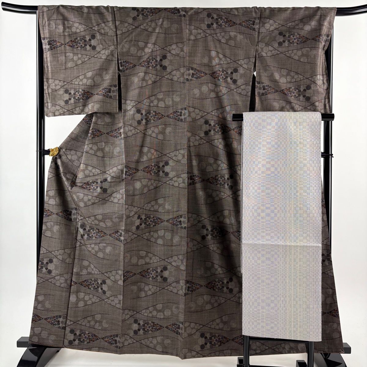 紬 身丈163 cm 裄丈67 5 L 袷 名古屋帯セット 幾何学 焦茶色 正絹 秀品