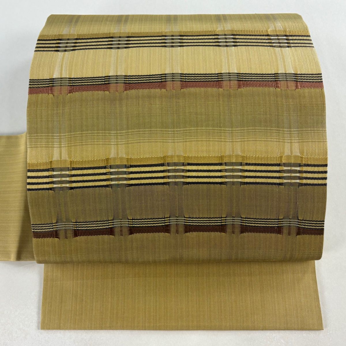 美品】 名古屋帯 逸品 藤山千春 落款 証紙 吉野間道 草木染 黄土色