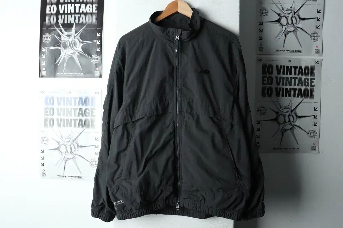 メンズ (L-XL) ニューバランス ジップアップ ウィンドブレーカー 