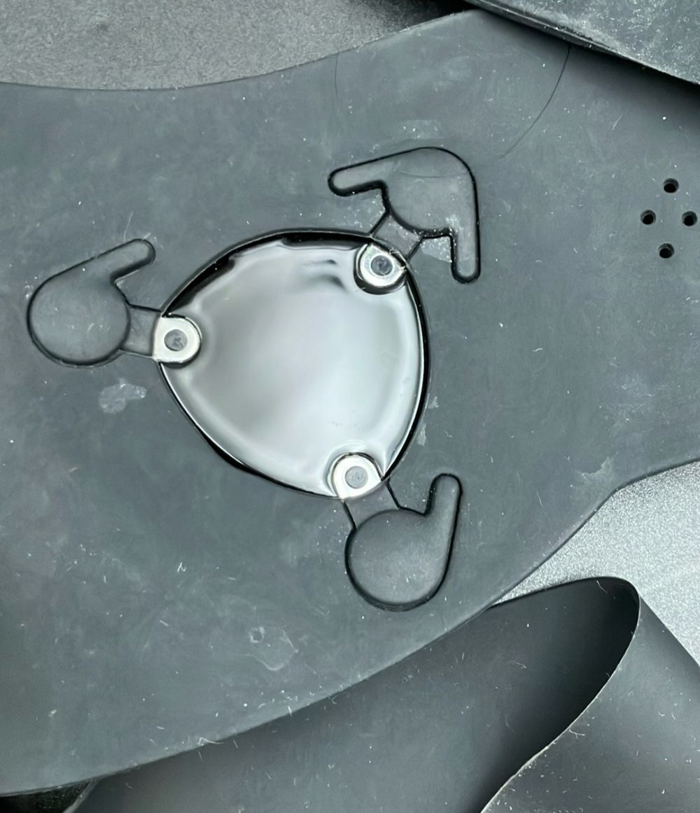 ヤーマン トップ 美容機器 メディリフト EP-14BB YA-MAN メディリフト