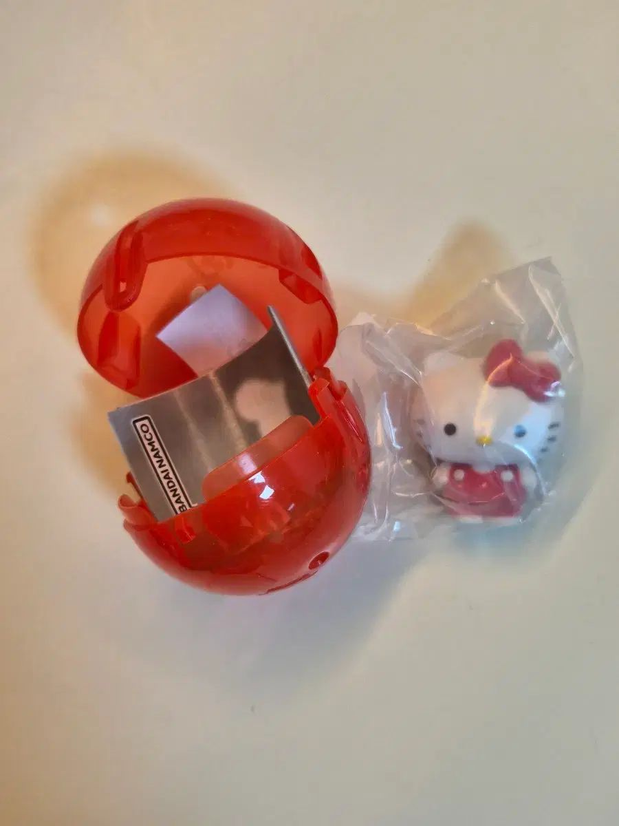 激レア！　ハローキティ　フロッキーフィギュア　ウェイトレス　【未開封】 激レア！ ハローキティ フロッキーフィギュア ウェイトレス 【未開封