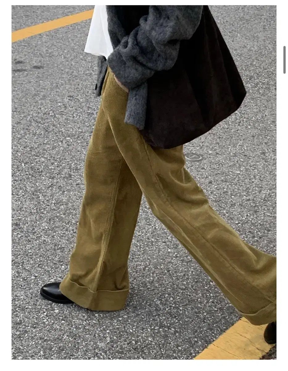 CUSoon boo コーデュロイ パンツ コーデュロイパンツ