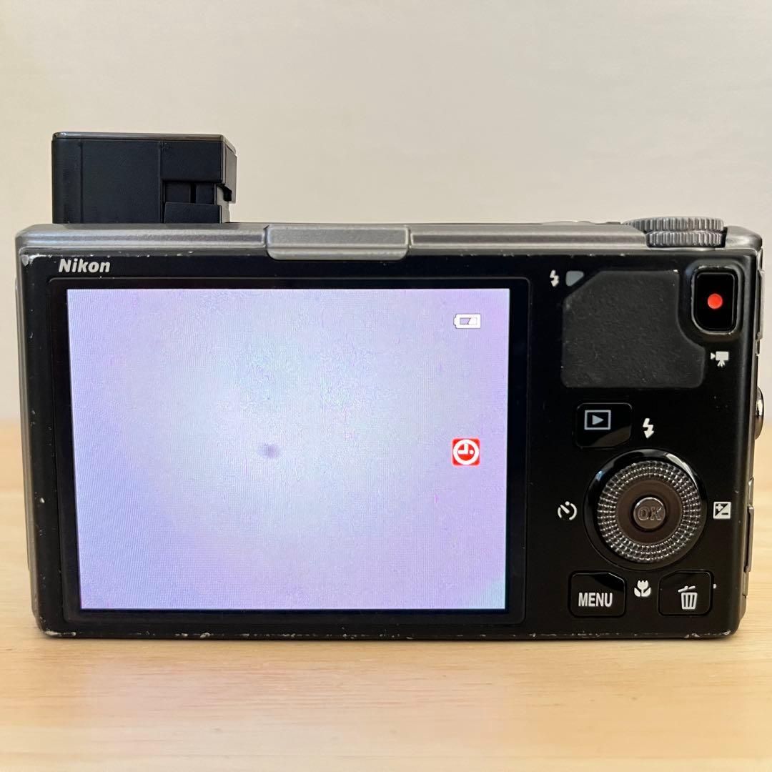 652 希少 Nikon ニコン COOLPIX S9500 クールピクス シルバー デジタル