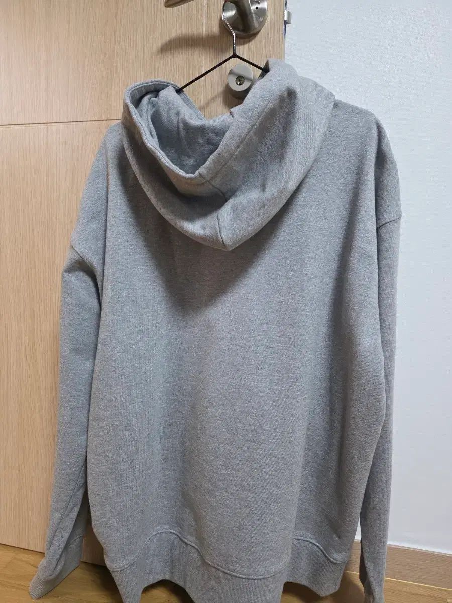 ミュラ x オリンピア フードTシャツ XL