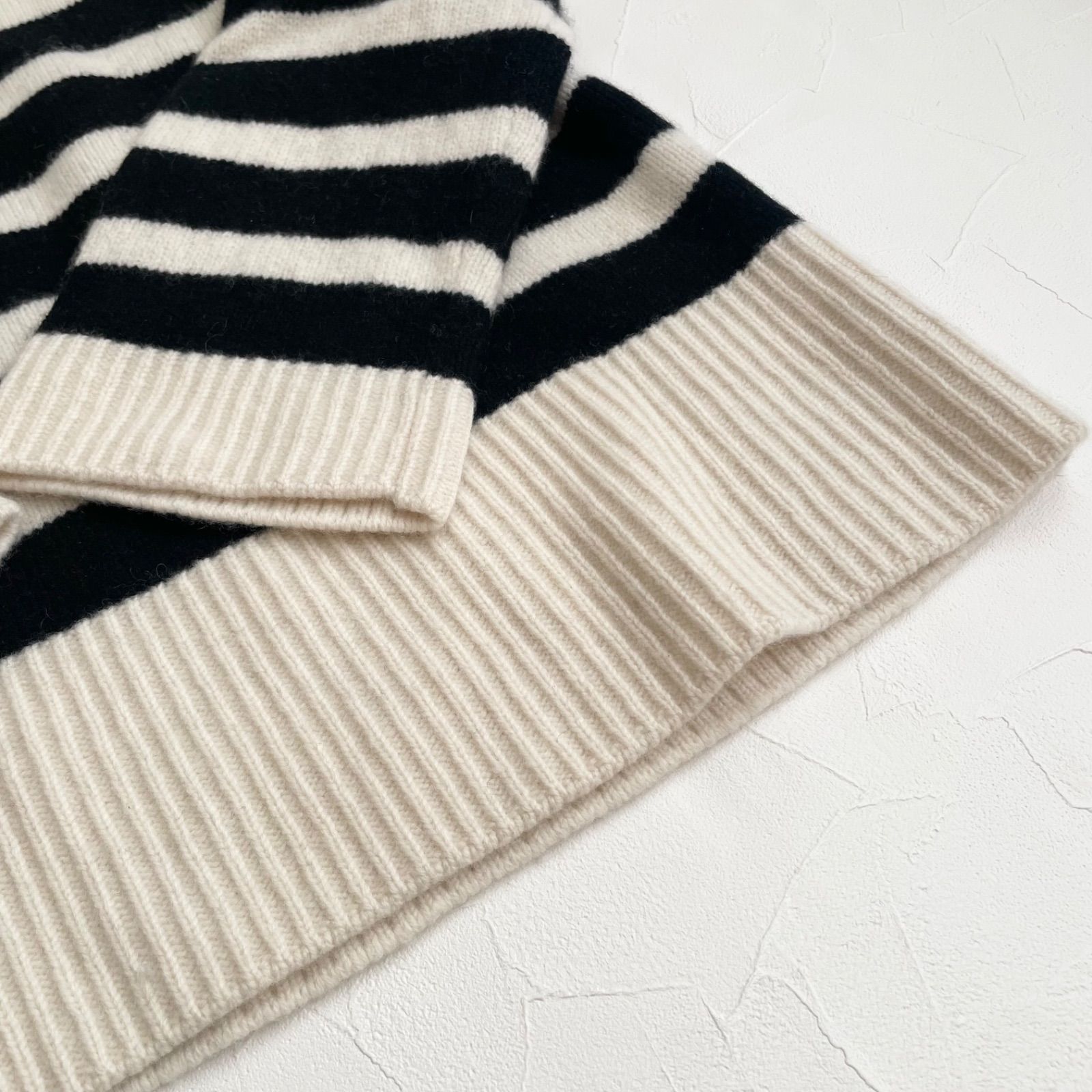 Deuxième Classe／ドゥーズィエムクラス カシミヤ混 ワイドボーダー