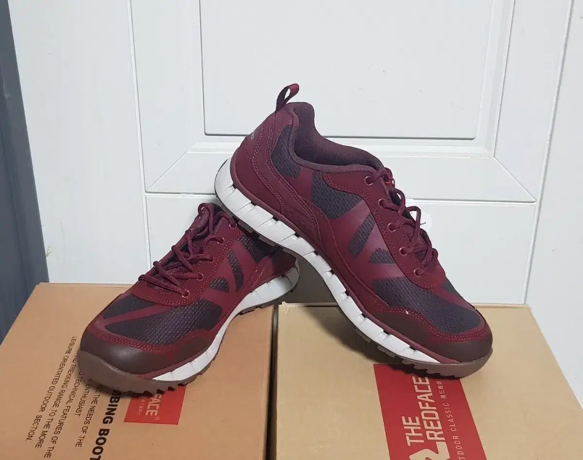  THE RED FACE トレッキングシューズ ^ 275 登山靴 トレッキングシューズ アウトドアシューズ