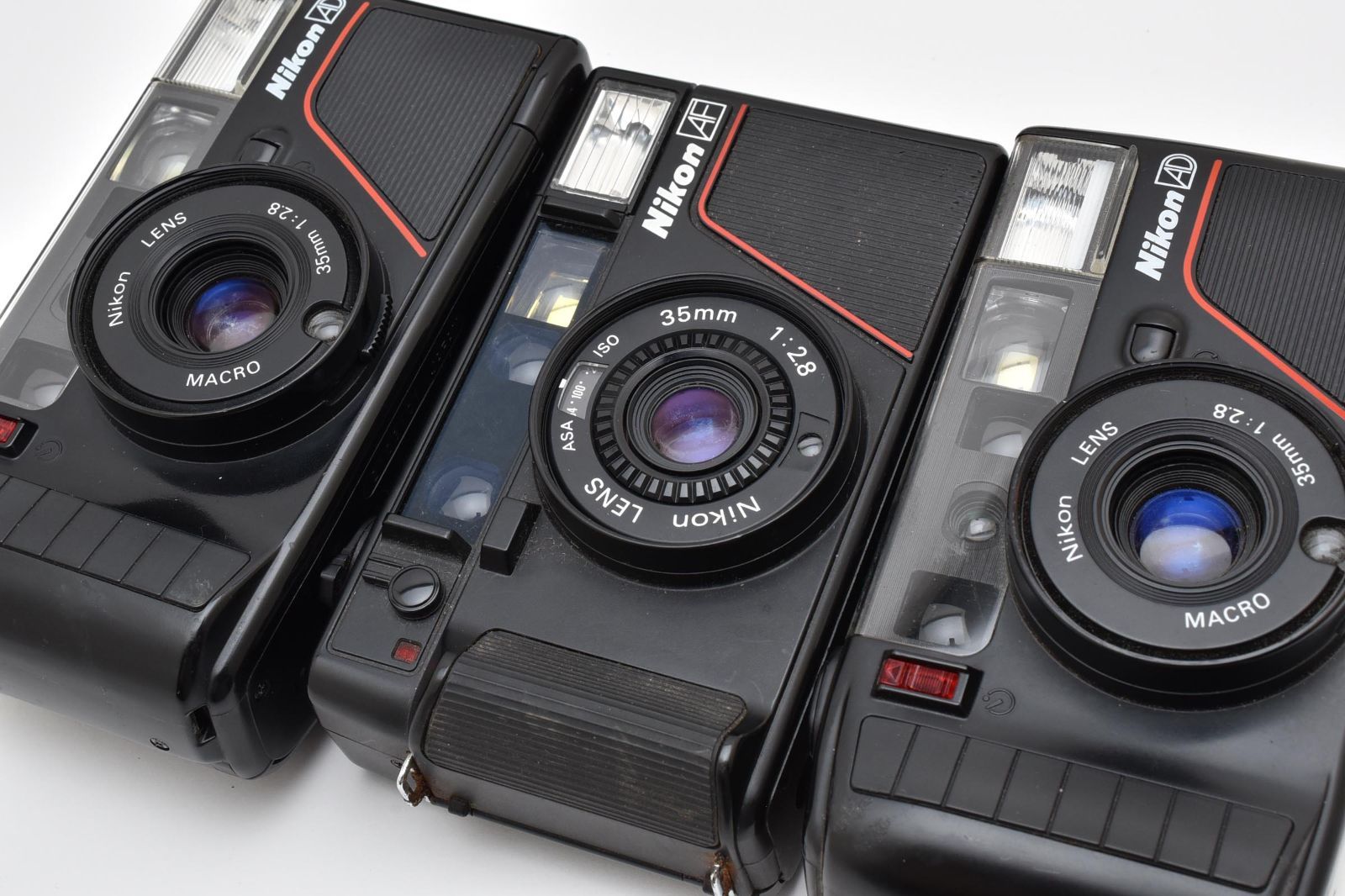 【ジャンク】Nikon L35AWAD コンパクトフィルムカメラ ニコン Nikon L35 AD / Nikon Lens 35mm F2.8 35mmコンパクトフィルム