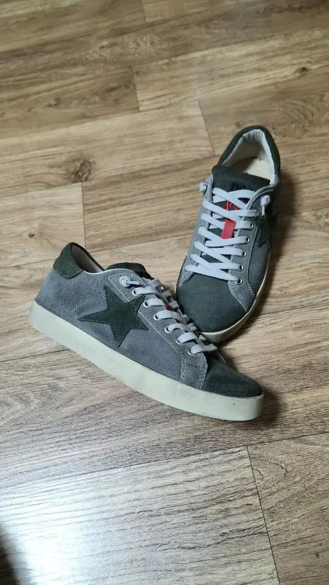 パスクアーレXY 3レディース イタリア ブランド スニーカー |