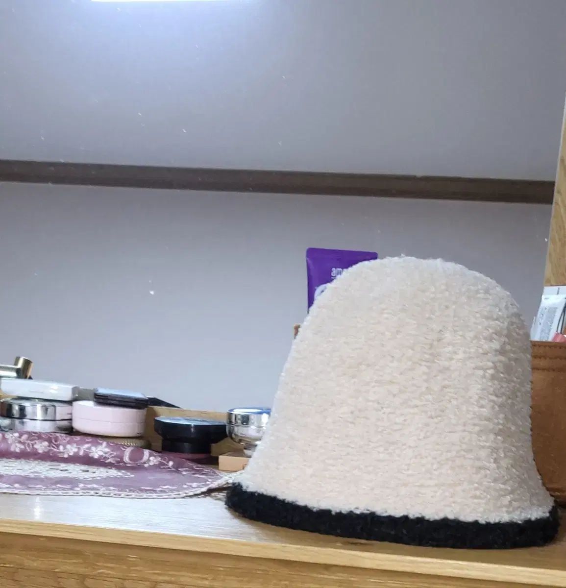 リスト アイボリー フリース バケットハット