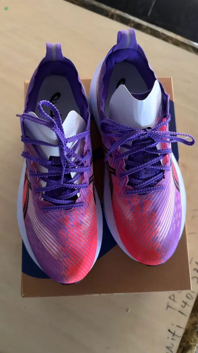  アシックス 265 PURPLE 登山靴 トレッキングシューズ アウトドアシューズ