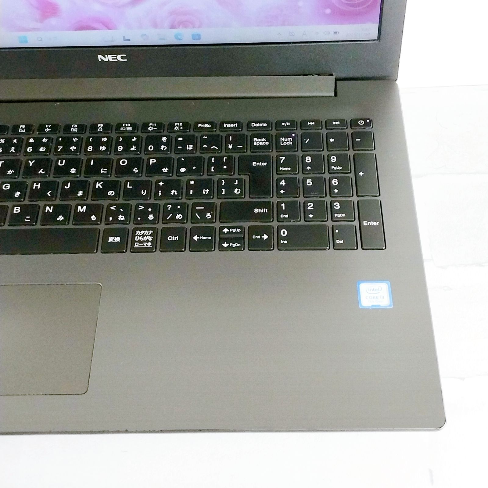 たっぷり1TB Corei3 第7世代 DVD 薄型 ノートパソコン NEC Lavie