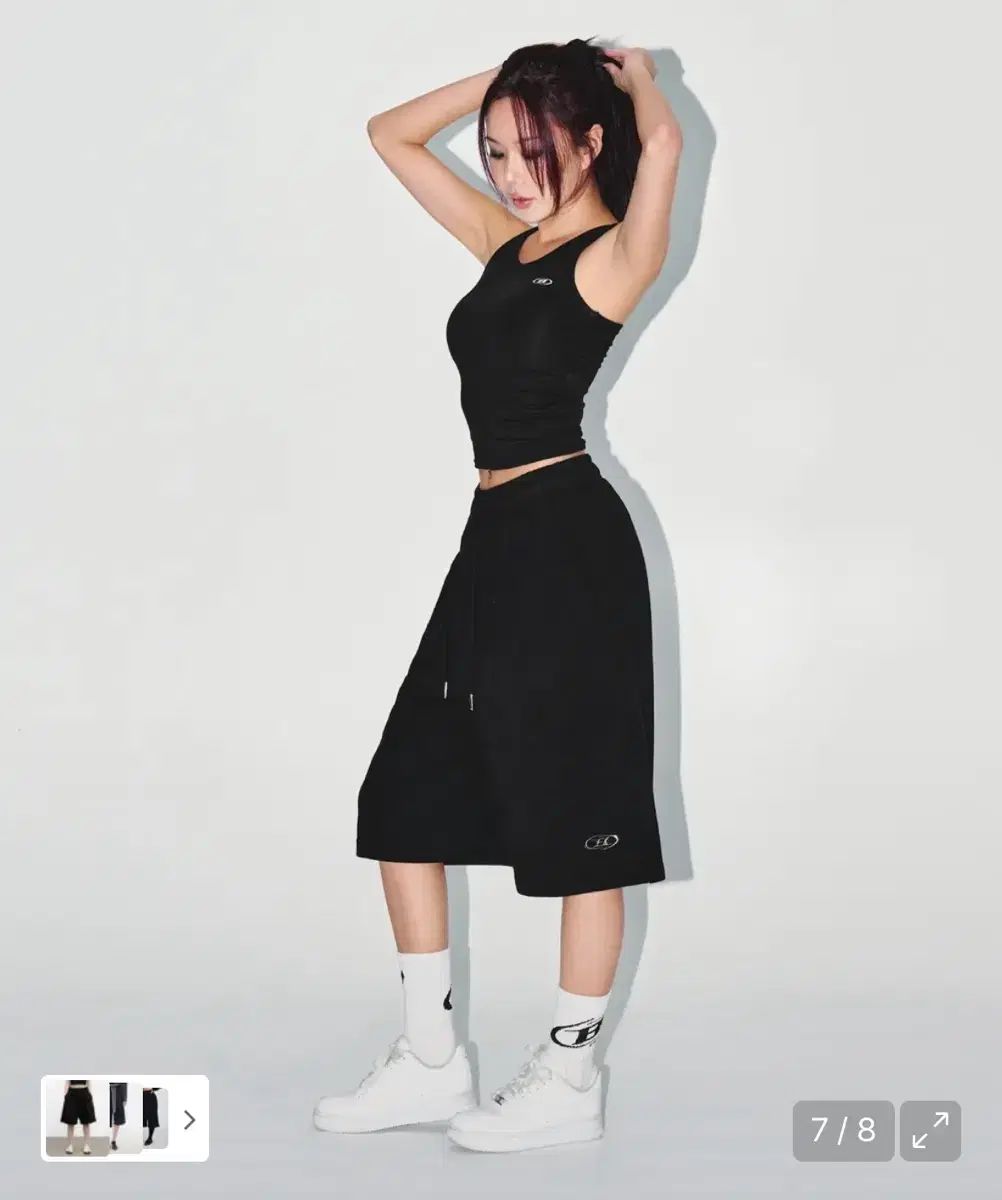 BORN TO WIN W バミューダパンツ ブラック