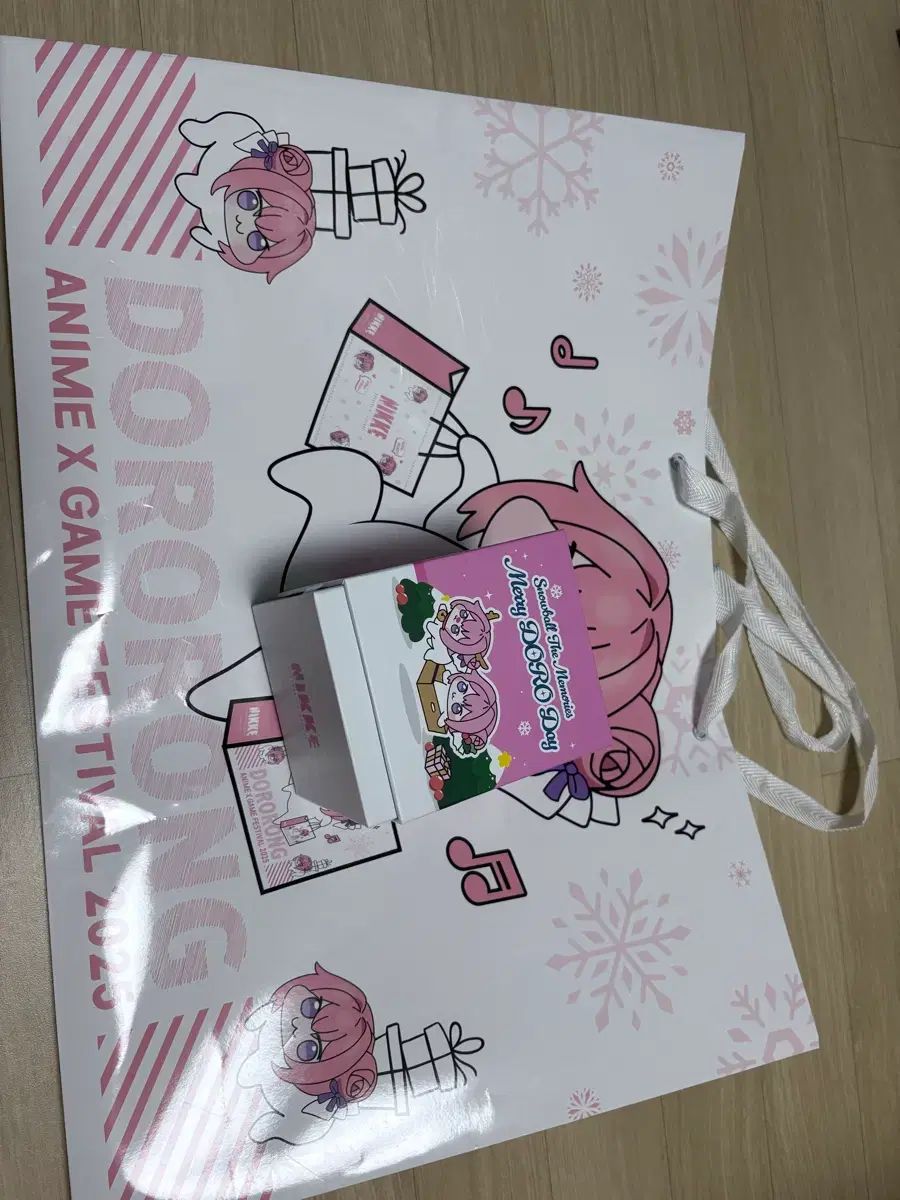 Agf 勝利の女神：NIKKE(ニケ) ドロロン スノードーム 限定 グッズ