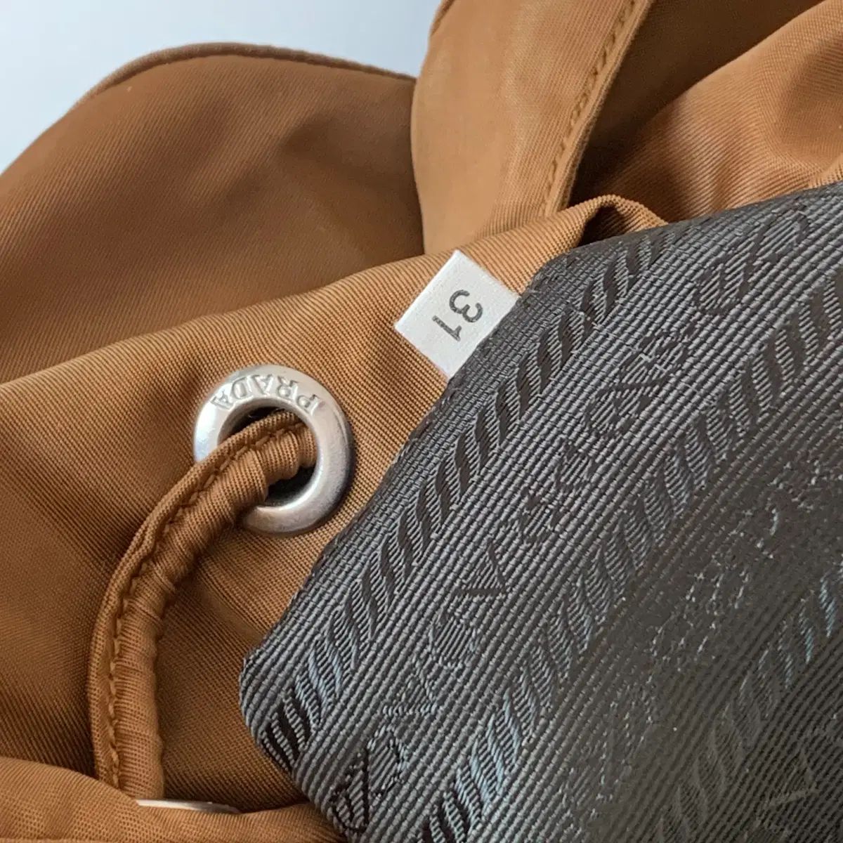 プラダ バックパック