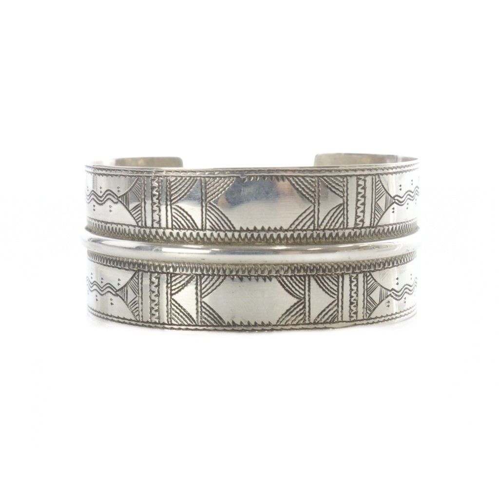 アダワットトゥアレグ ADAWAT'N TUAREG バングル シルバー色 - メルカリ
