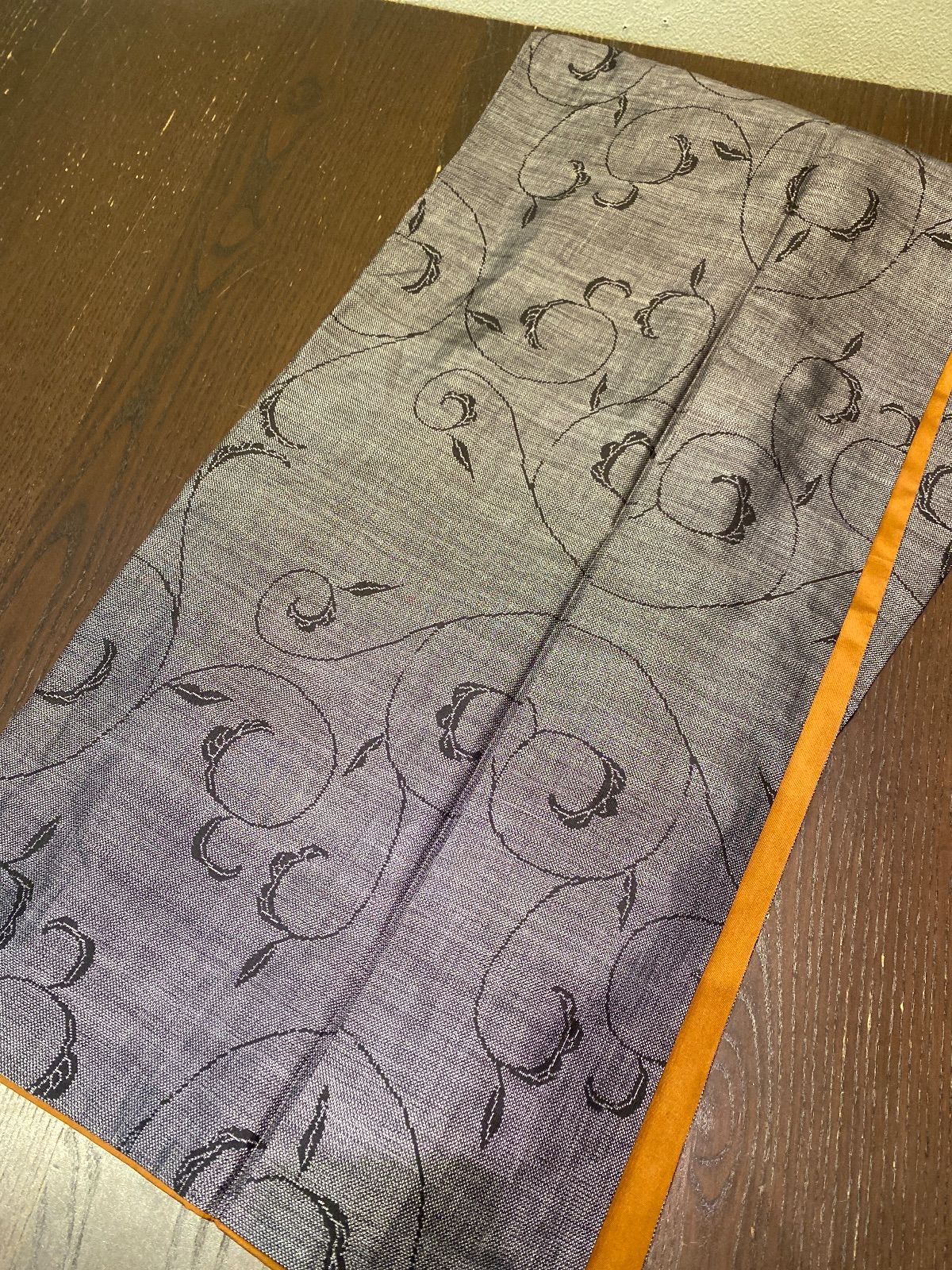 まとめ売り】正絹大島紬7枚 リメイク素材 ハンドメイド向け - メルカリ