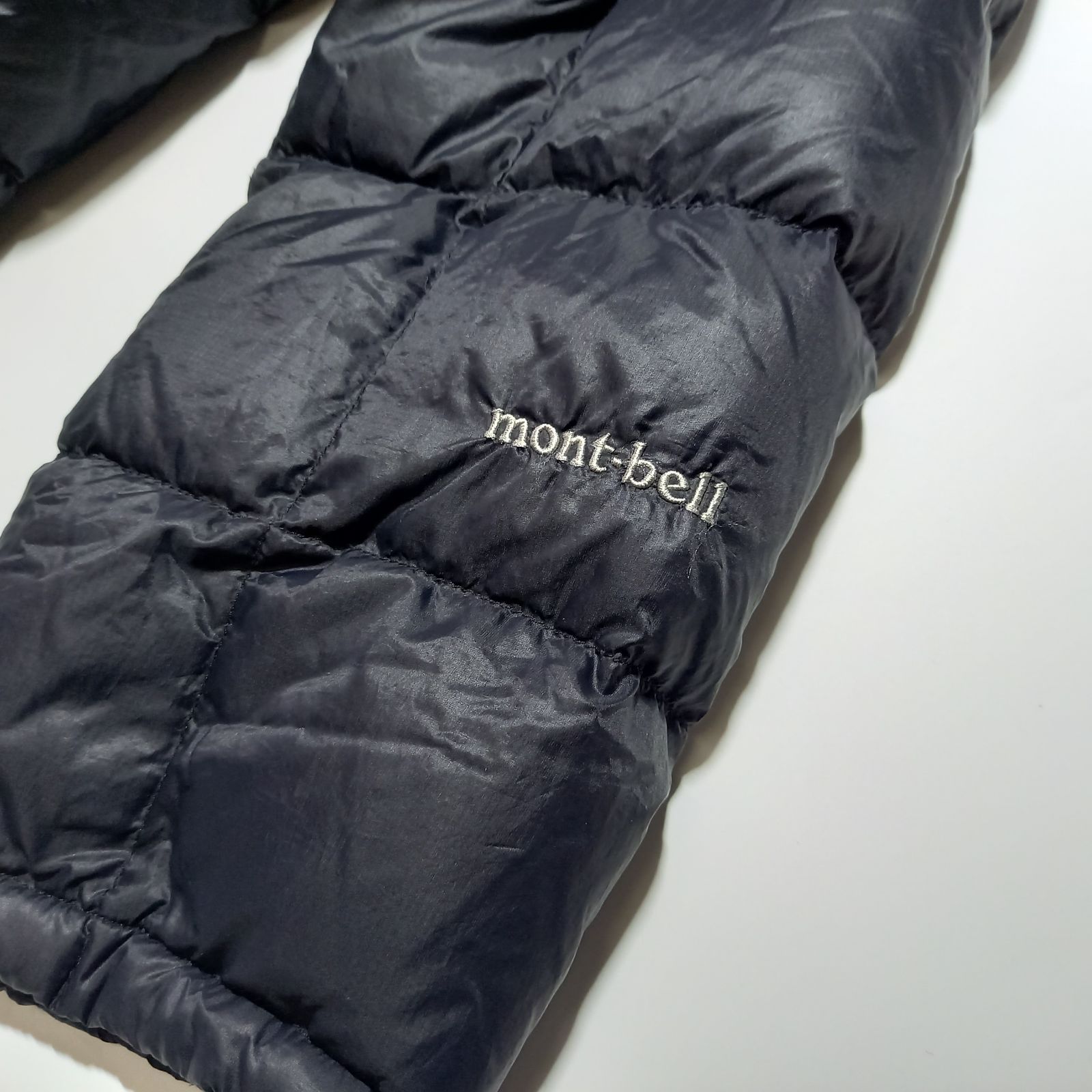 モンベル U.L.トラベルダウンコート 公式 ブラック 黒 Mサイズ mont