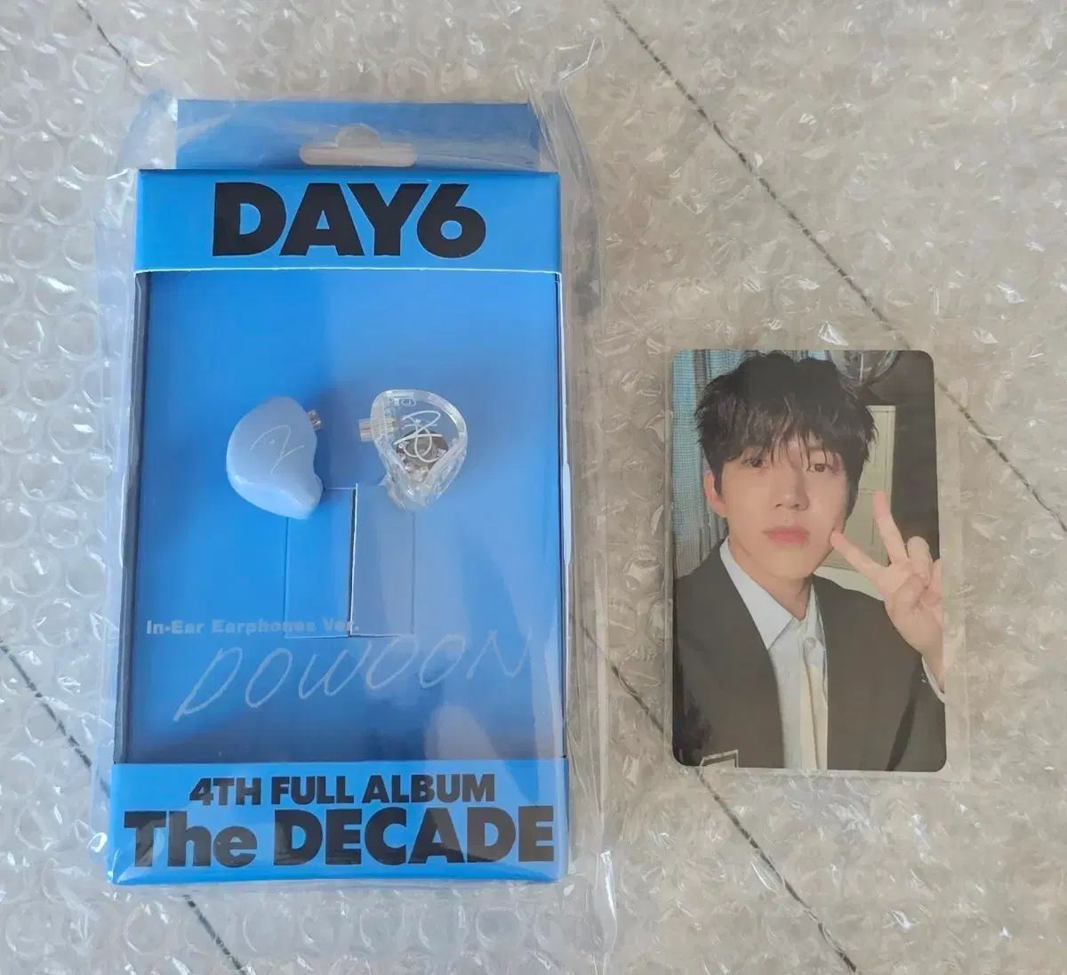 DAY 6 デイシックス IN EAR ドウン