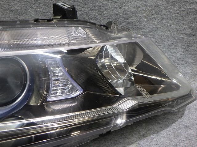 オデッセイ ヘッドライト 左右 HID RB3/4 前期 P7692 J0