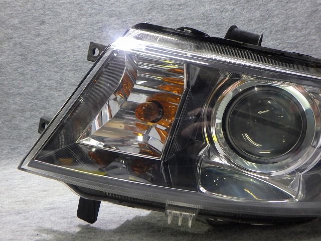 ワゴンR 　スティングレー MH23S リミテッド　 HIDヘッド ライト左右 mh23s ワゴンR 純正HIDヘッドライト 左右セット MH23SワゴンR