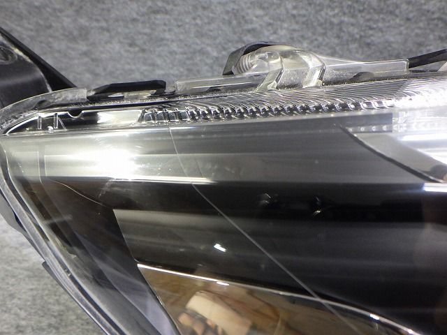 デイズ ハイウェイスター ヘッドライト左右 HID B21W W1048 バラスト付