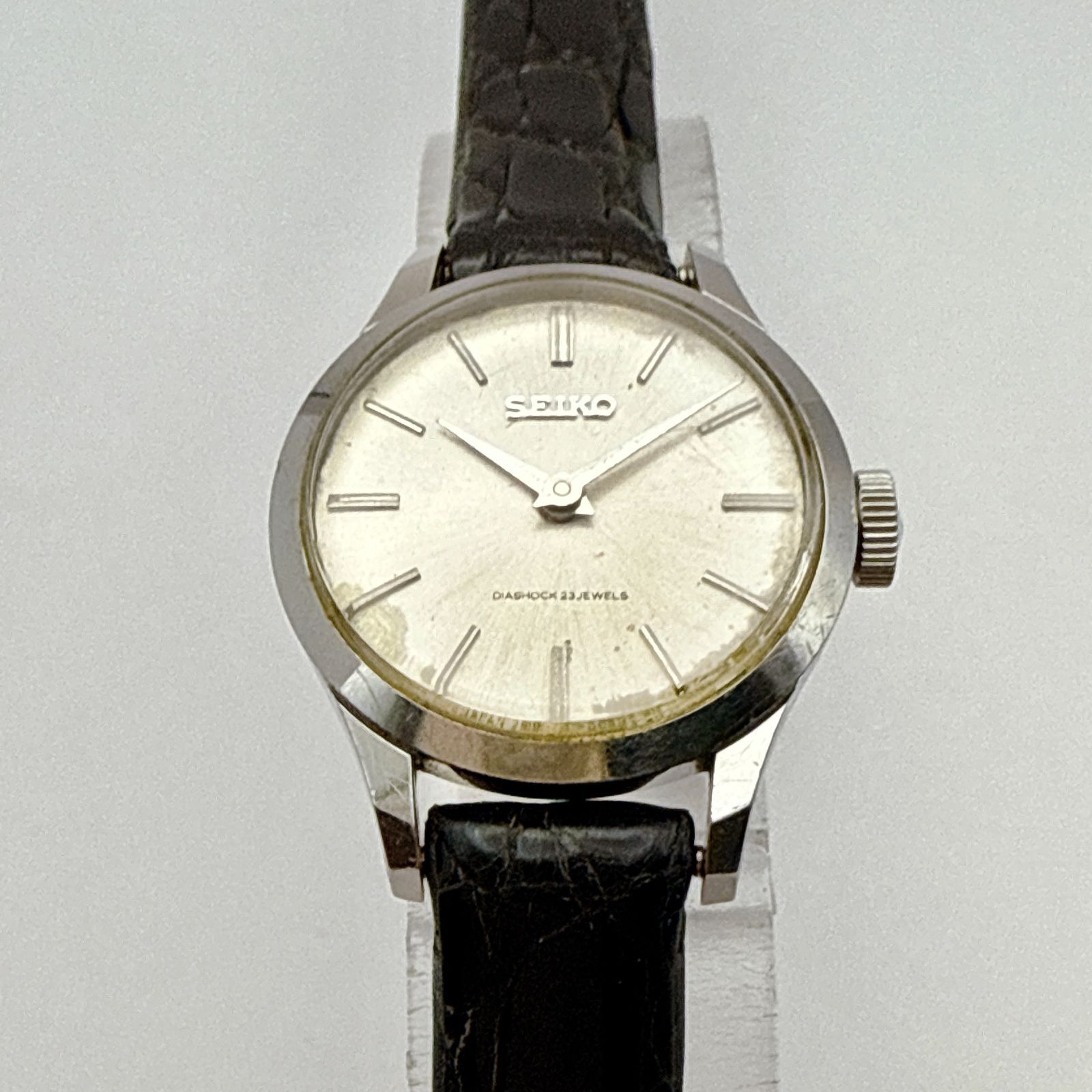 C 106 稼働 アンティーク ♥ベルト SEIKO QueenSeiko セイコー クイーンセイコー ラウンドケース 手巻き機械式23石 レディースウォッチ