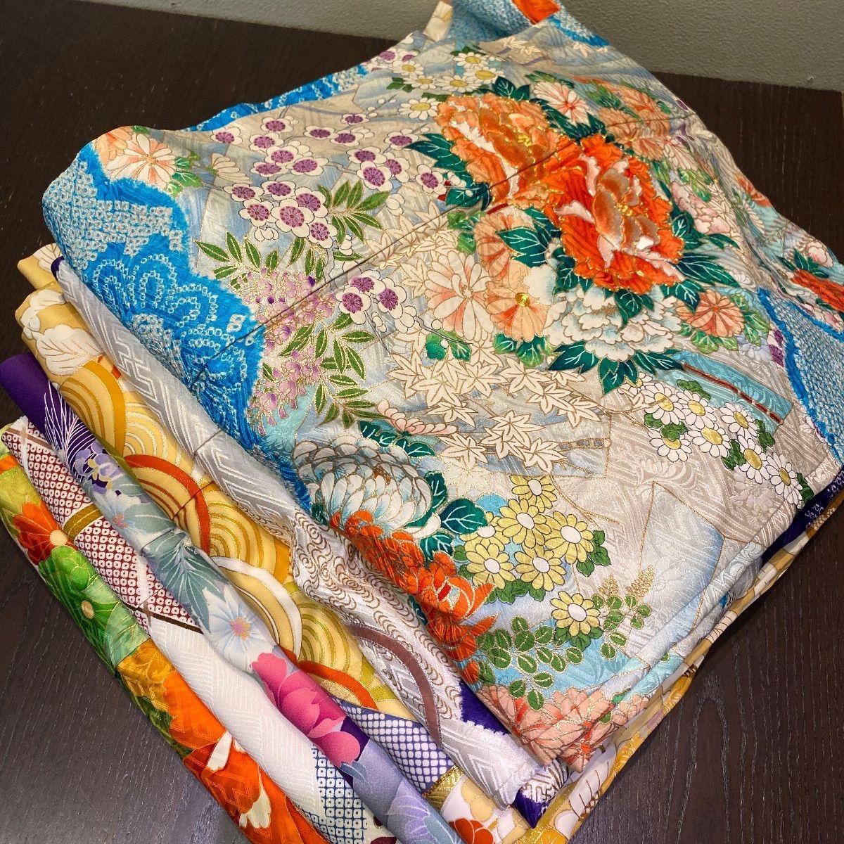 まとめ売り】正絹振袖6枚 リメイク素材 ハンドメイド向け - メルカリ