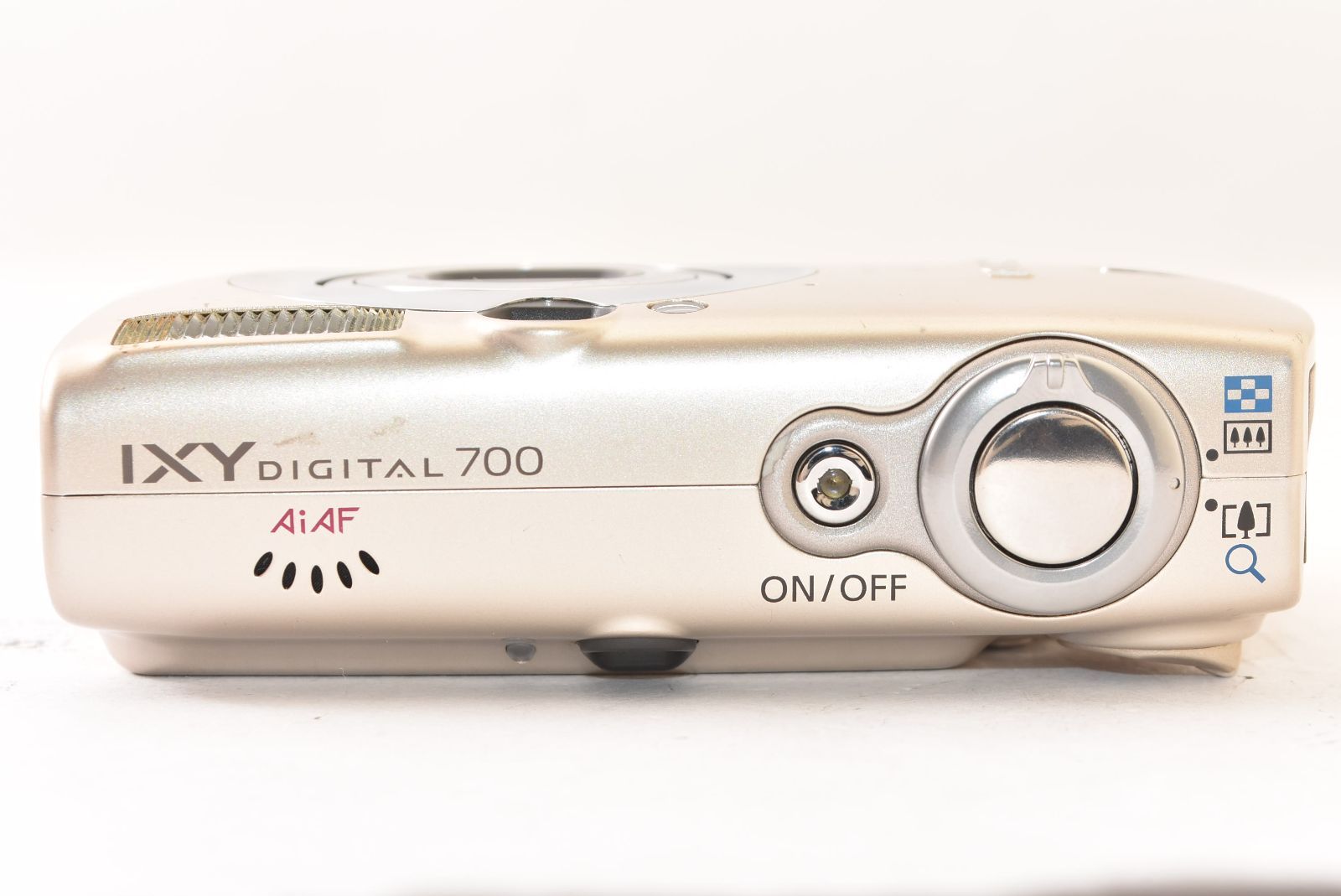 【動作品】Canon キヤノン IXY DIGITAL 700 サテンベージュ Amazon.co.jp: Canon IXY DIGITAL 700 サテンベージュ IXYD700(BG