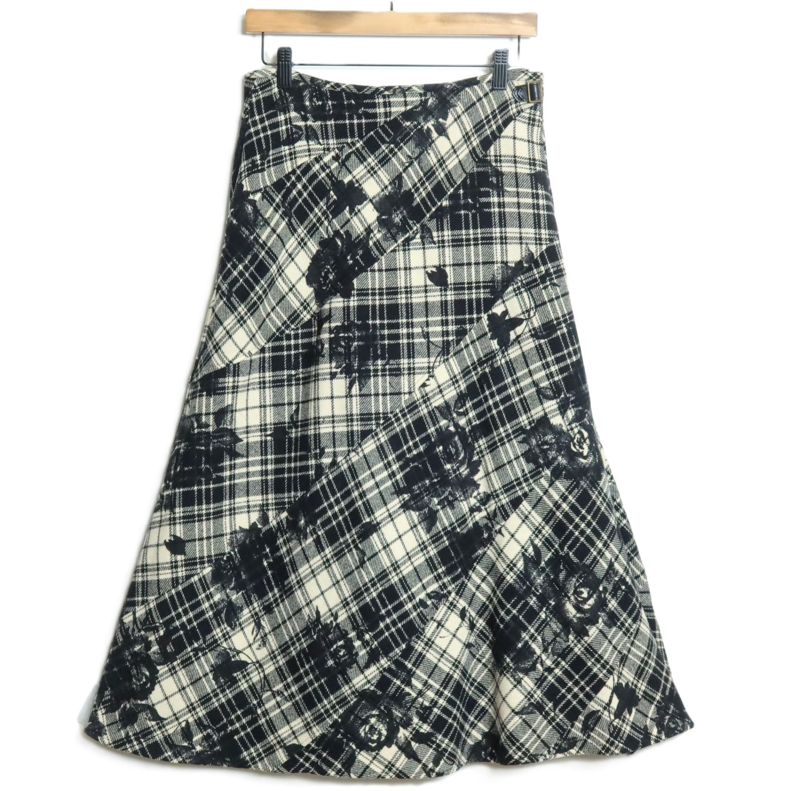 美品】インゲボルグ☆ラップ風スカート サイズS 黒×白系 チェック&花柄