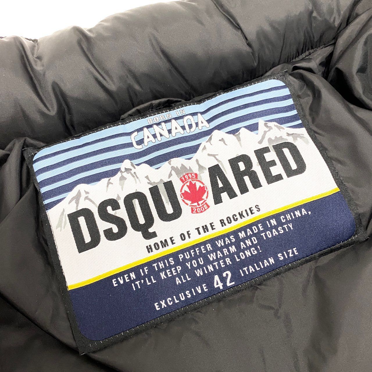 77L9 DSQUARED2 ディースクエアード ダウンジャケット フード付 2way