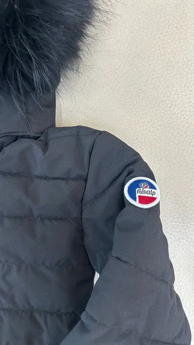 Fusalp ブラック キッズ 白 ダウン 10 サイズ