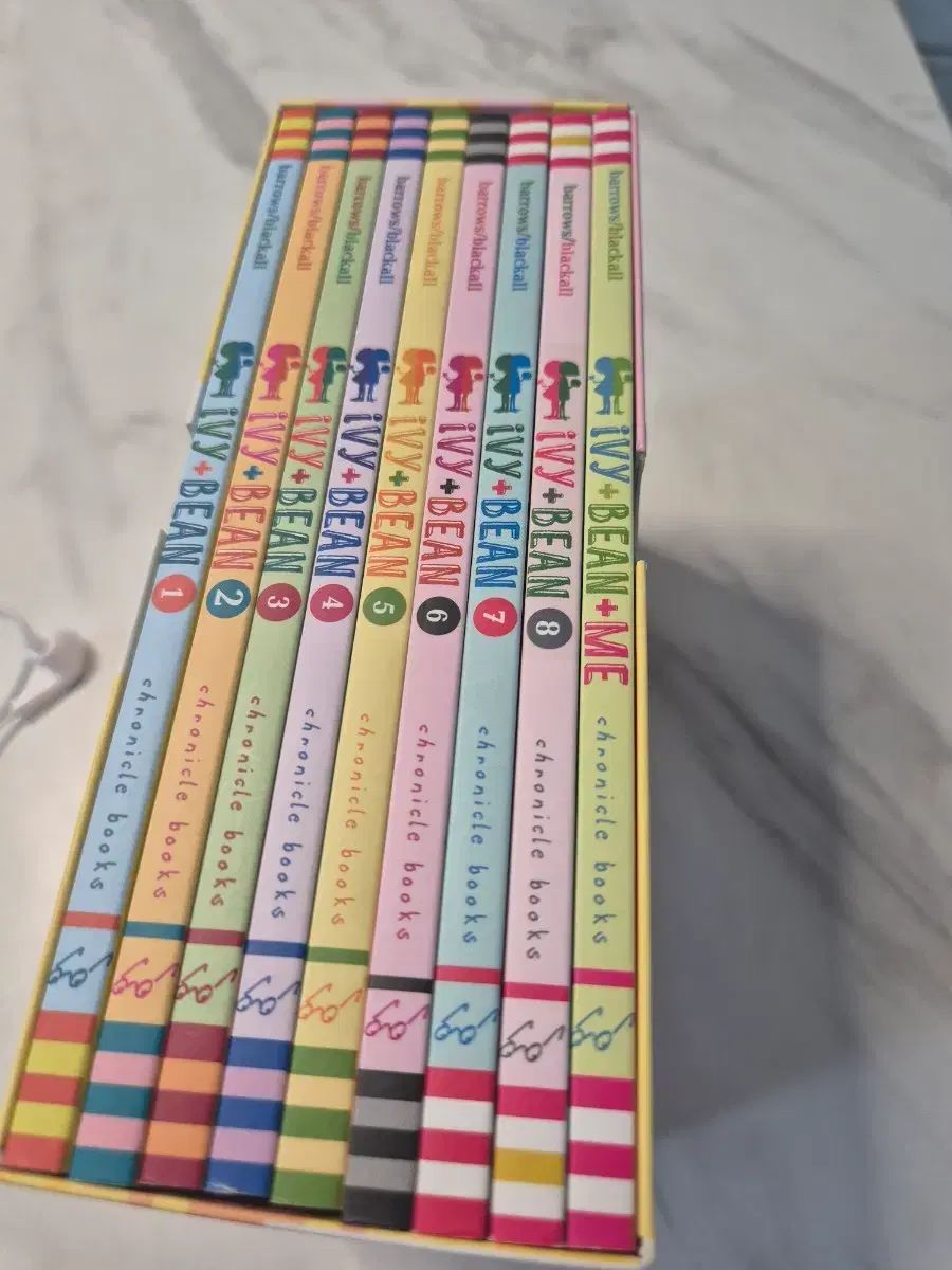 中国古美術 唐代 呉道子作款 観音菩薩水墨画 老絹 巻き物 仏教美術 唐