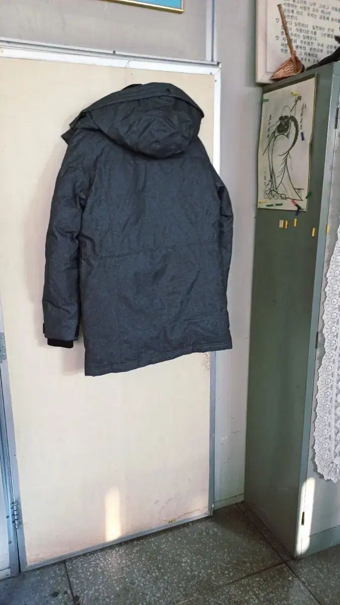 SKECHERS スケッチャーズ 男子 城ファー パーカ