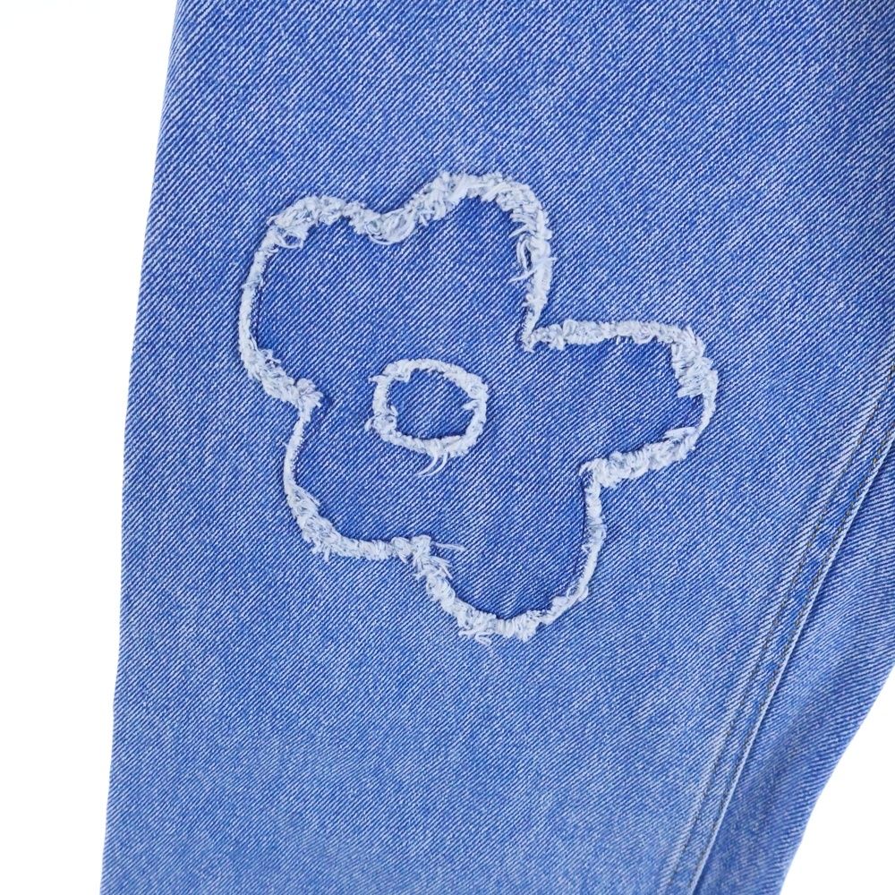 マルニ　美品　カットオフフレアデニム　フラワー　パッチ　25ss 国内正規品 マルニ 美品 カットオフフレアデニム フラワー パッチ 25ss 国内正規品