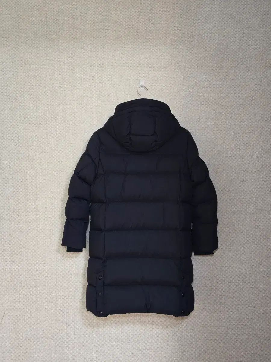 ダウンジャケット