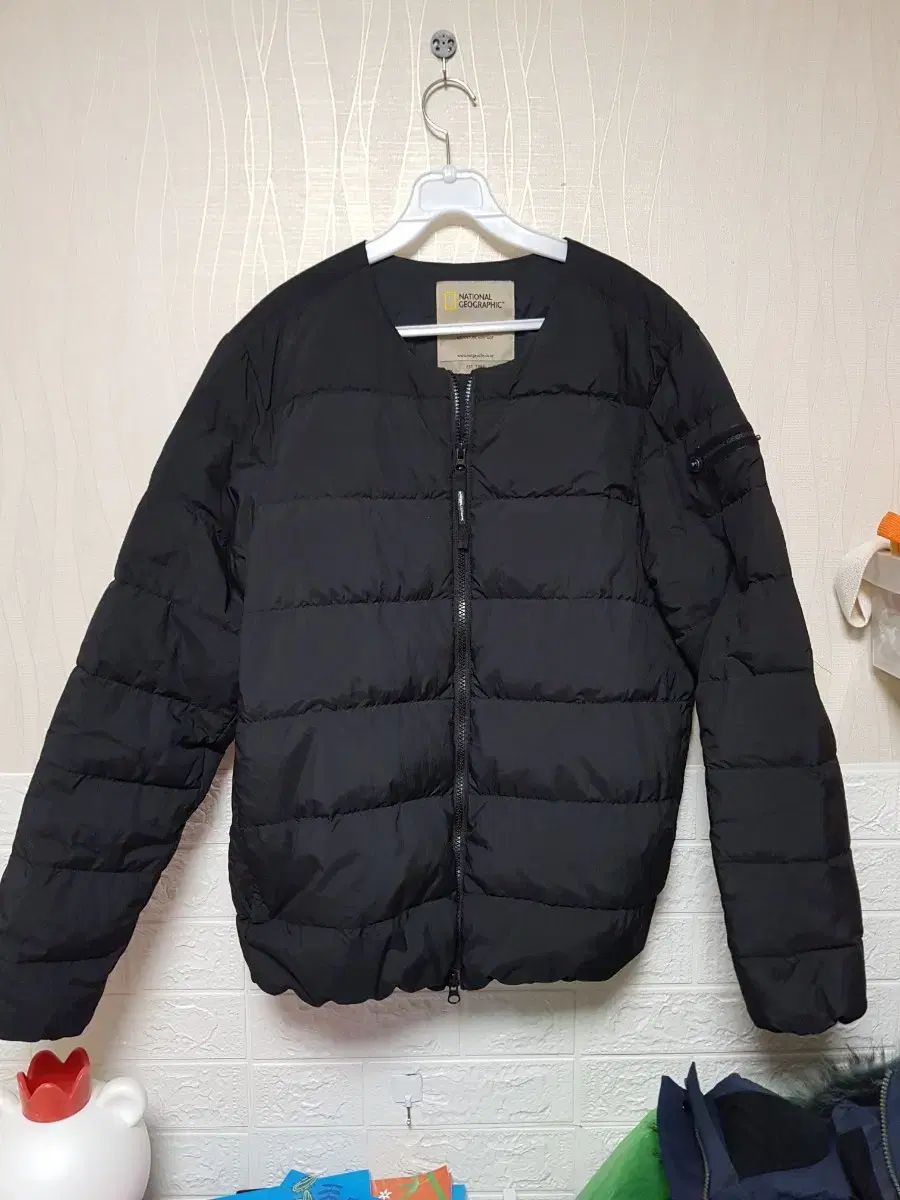 National Geographic ナショナルジオグラフィック 正規品 軽量ダウン