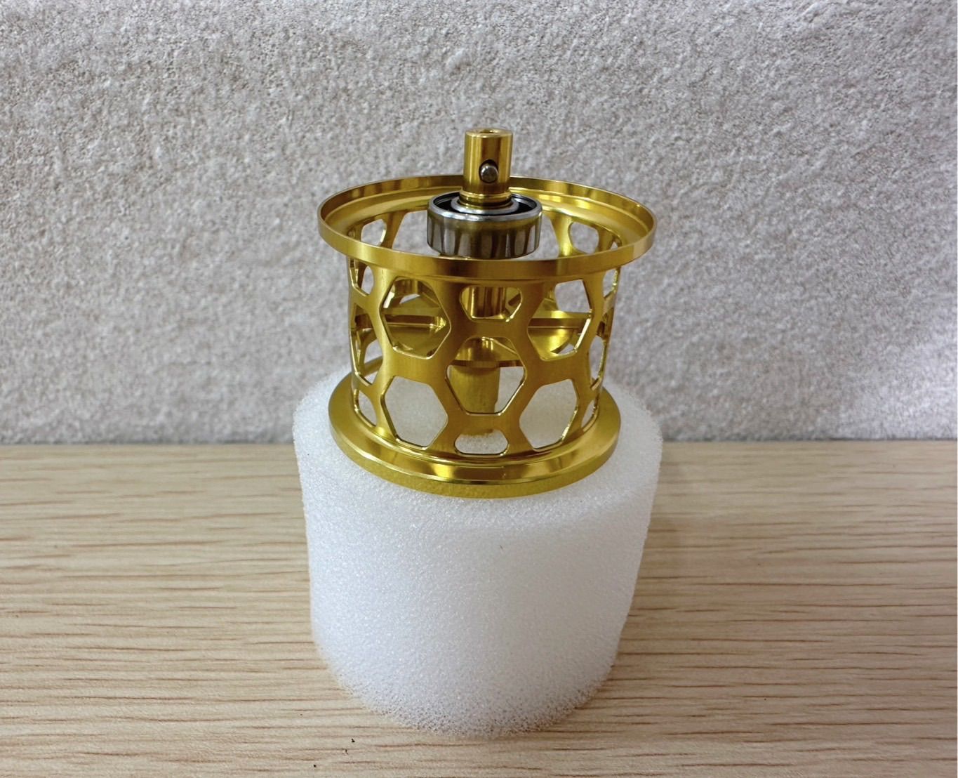 Amo スプールキーパー付 カスタムスプール ゴールド ベイトリール 軽量カスタムスプール