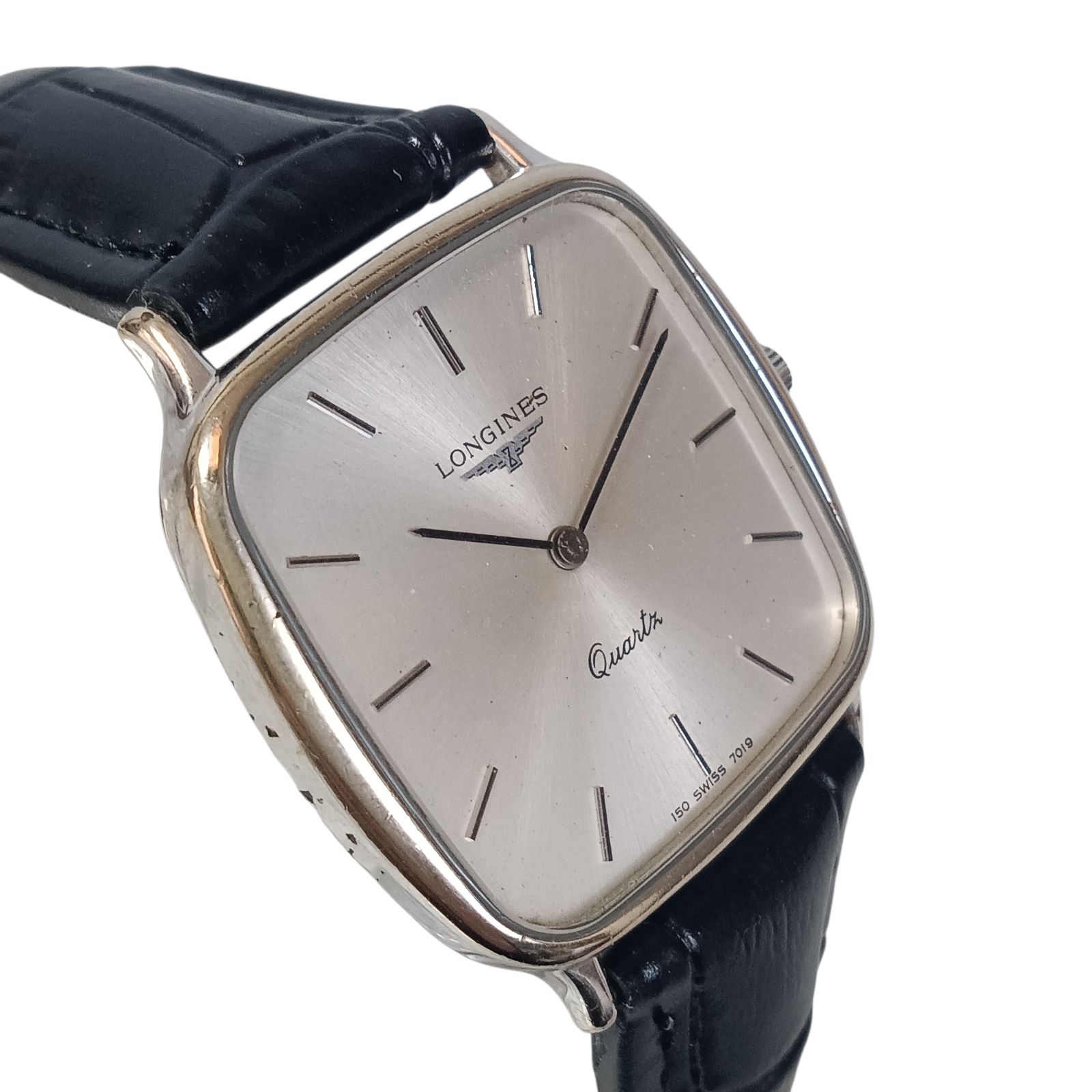 シルバー文字盤