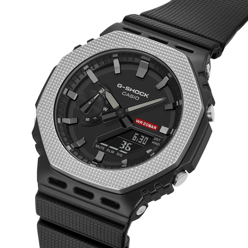 メーカー CASIO カシオ G-SHOCK GM-2100 BM-1 AJF メタルカバード ブラックIP 八角形ベゼル 耐衝撃構造 20気圧防水