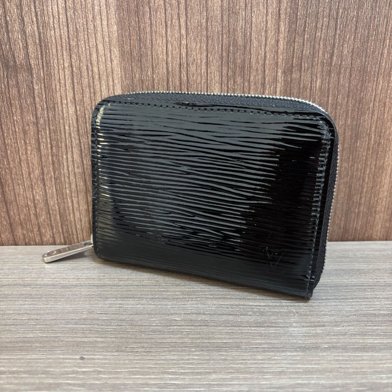 ☆ルイ・ヴィトン LOUIS VUITTON エピ ジッピーコインパース ブラック