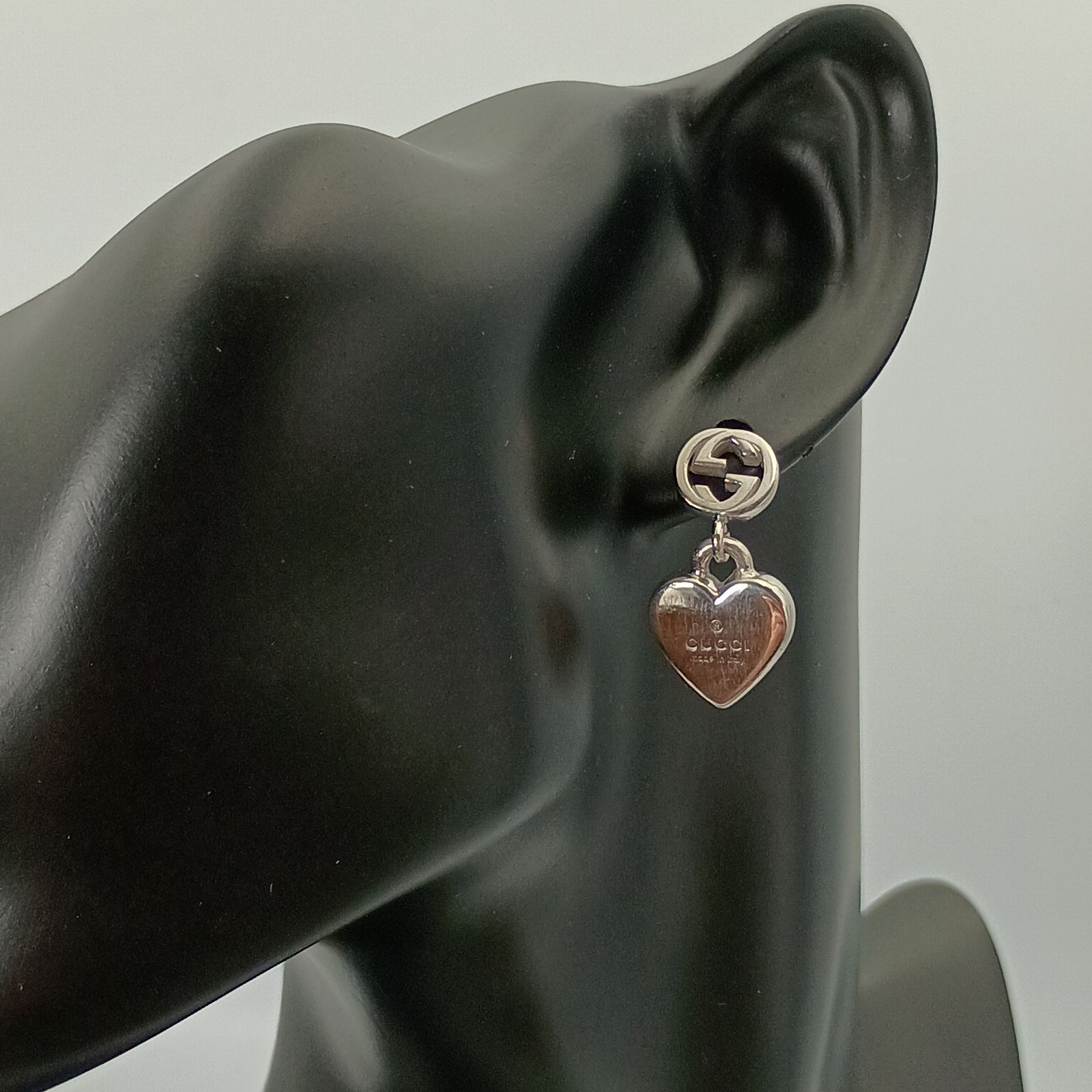 GUCCI グッチ インターロッキングG ハート ロゴ ピアス 両耳